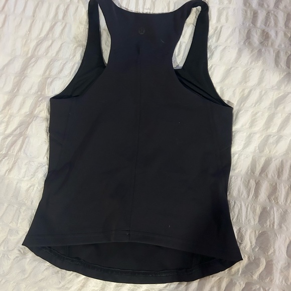 Lululemon InStill tank - Picture 4 of 6